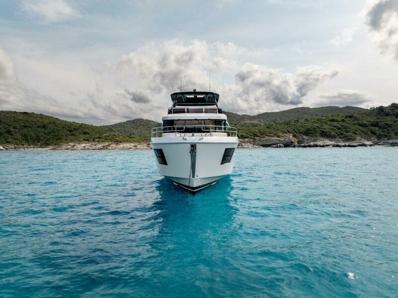 2027 Beneteau Grand Trawler 63