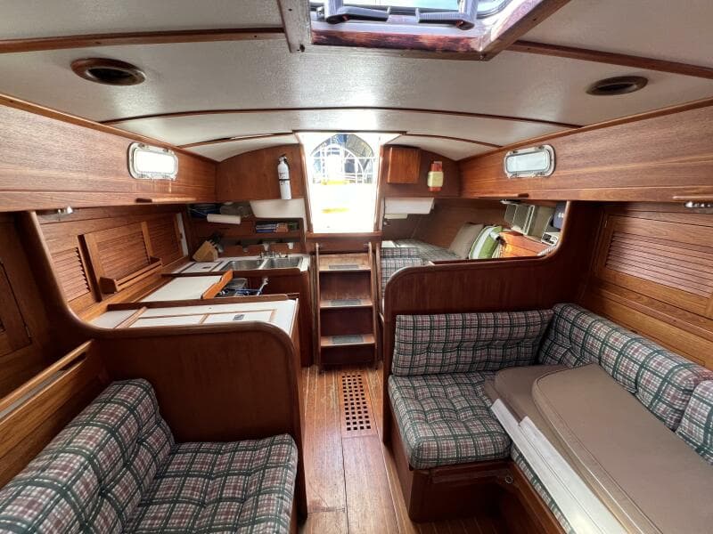 1984 Tartan 37