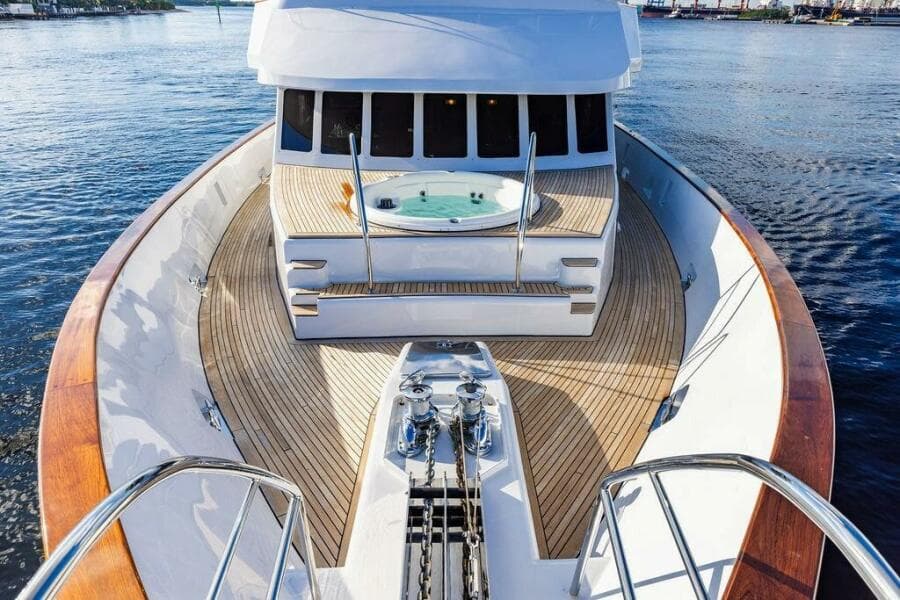 2009 Crystal Yachts Enclosed Pilothouse
