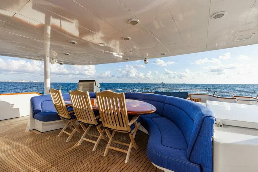 2009 Crystal Yachts Enclosed Pilothouse