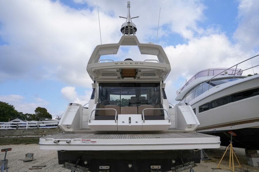 2017 Galeon 43 SKY
