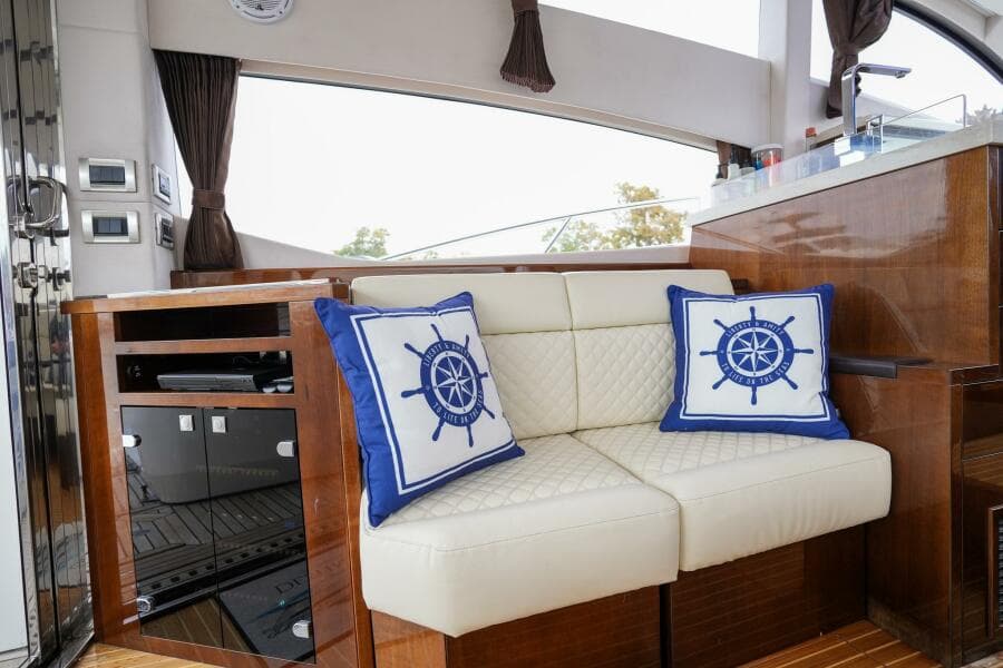 2017 Galeon 43 SKY