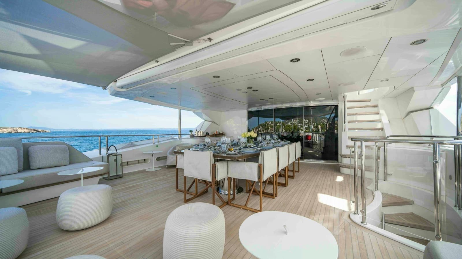 2016 Sunseeker Sunseeker 131 Yacht