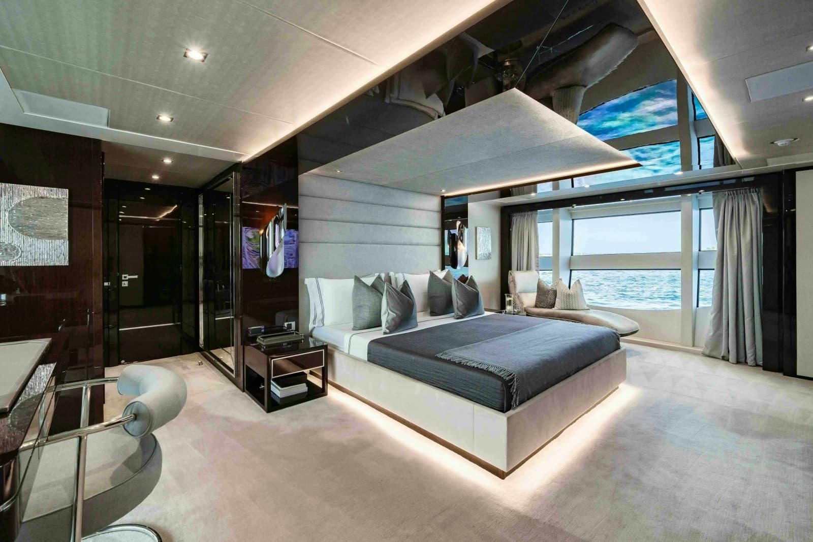 2016 Sunseeker Sunseeker 131 Yacht