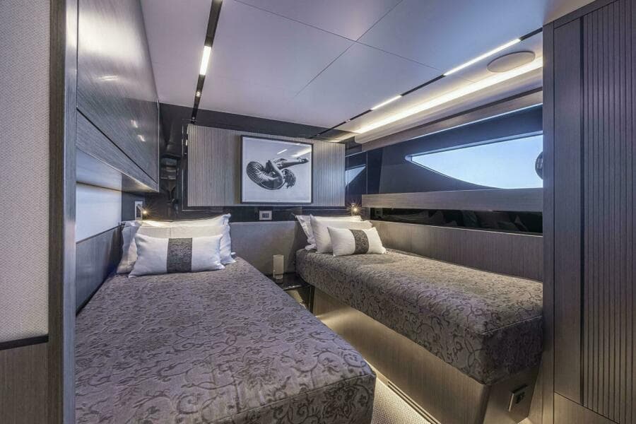 2026 Pearl 82