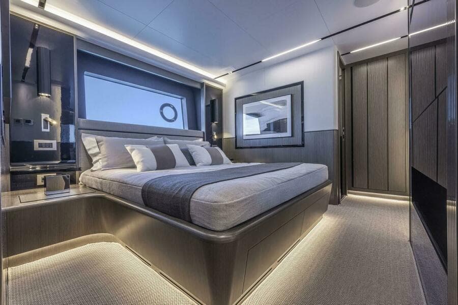 2026 Pearl 82