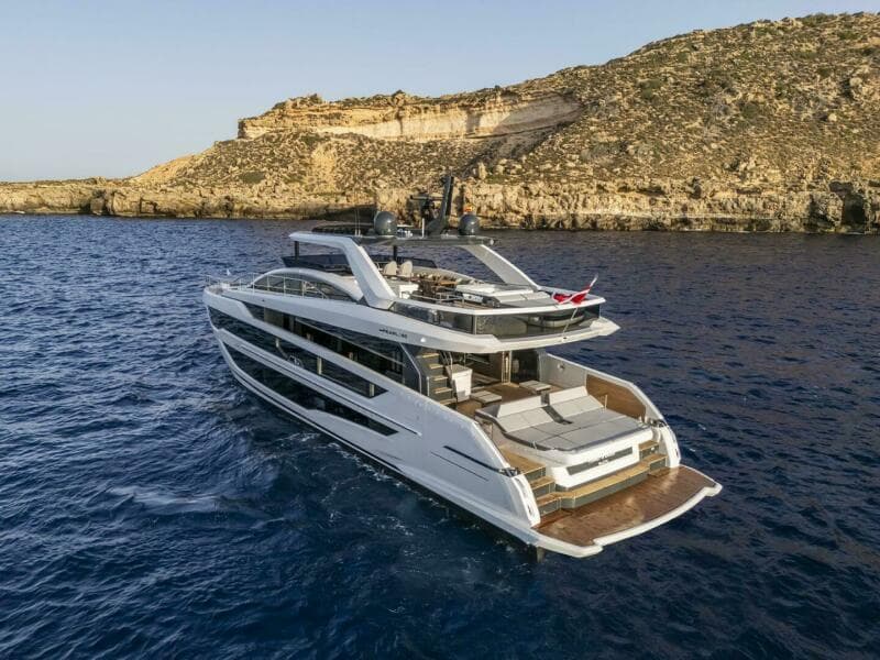 2026 Pearl 82