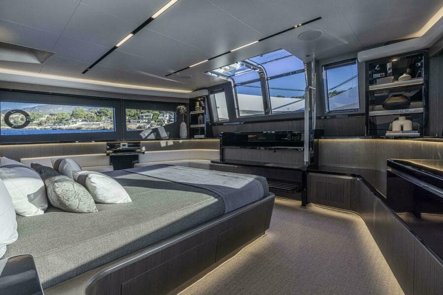 2026 Pearl 82