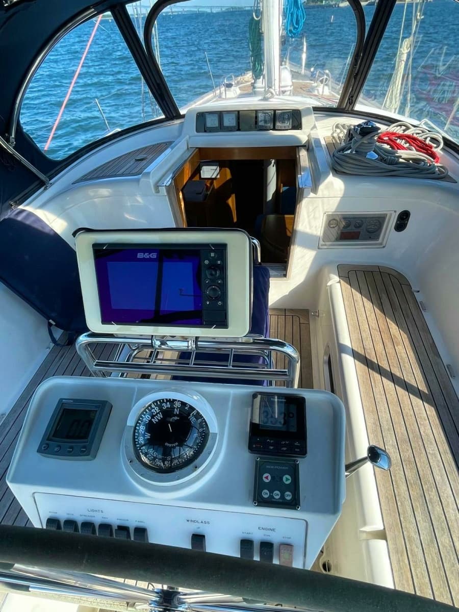 2003 Oyster Yachts 
