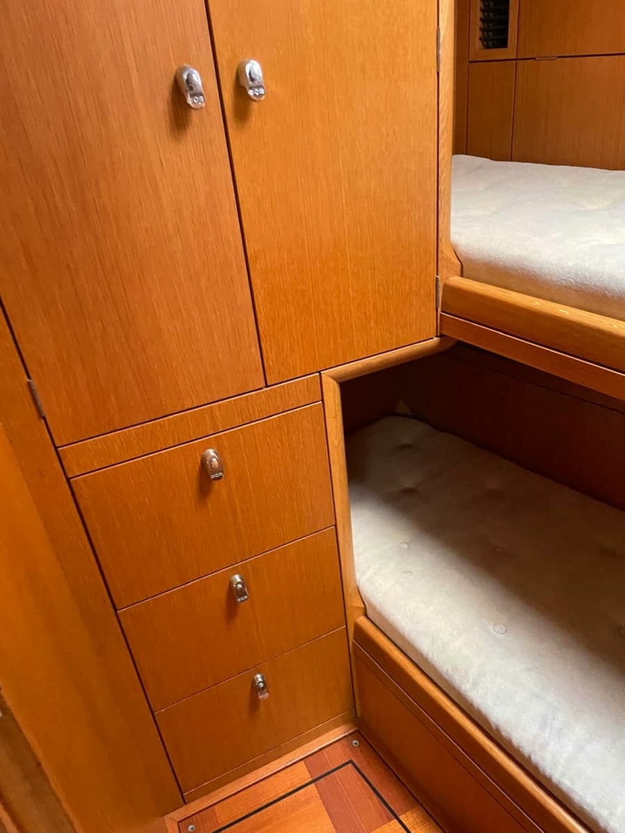 2003 Oyster Yachts 