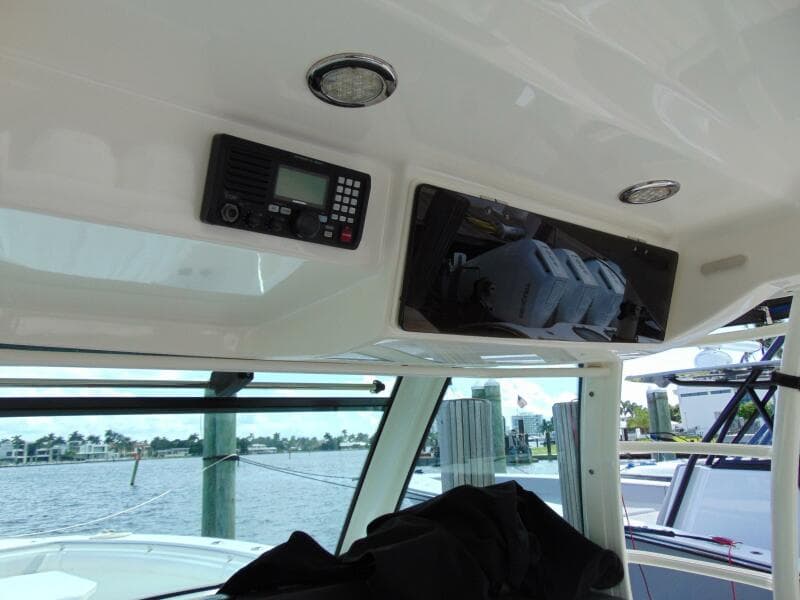 2013 Boston Whaler 370 Outrage