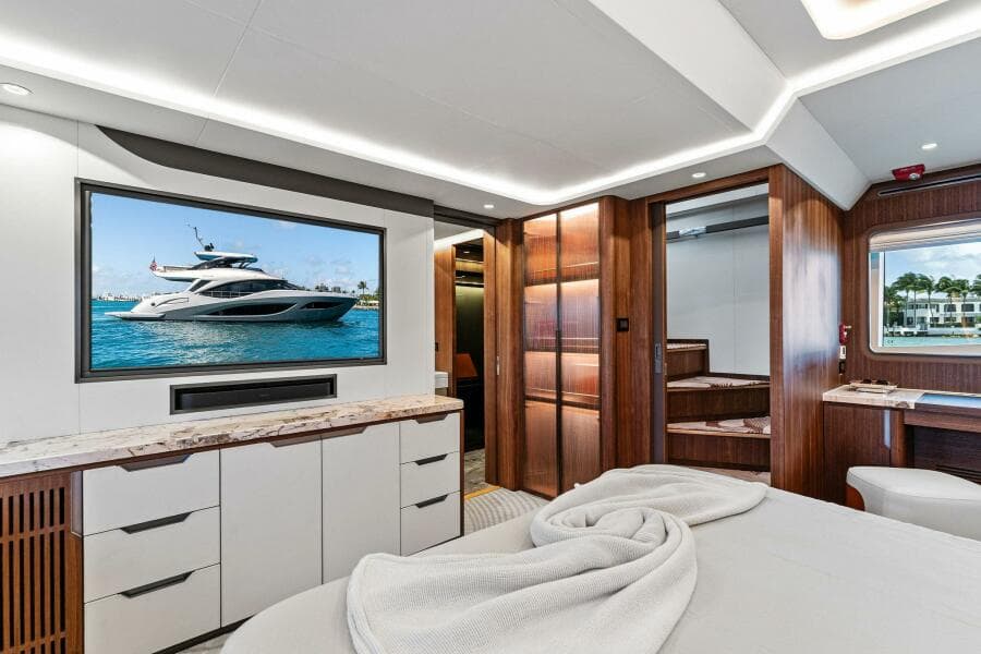 2024 Aquitalia Yachts Flybridge