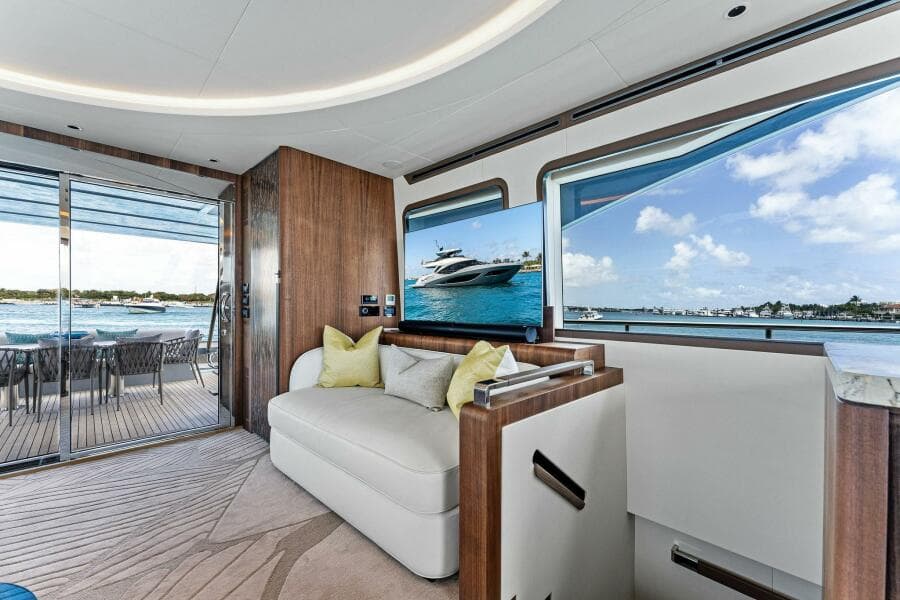 2024 Aquitalia Yachts Flybridge