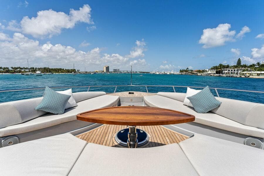 2024 Aquitalia Yachts Flybridge