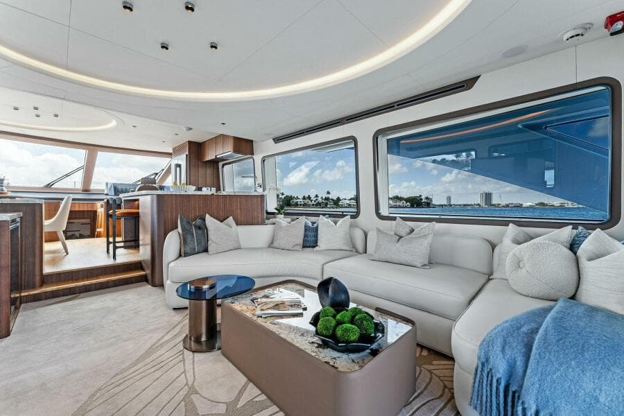 2024 Aquitalia Yachts Flybridge