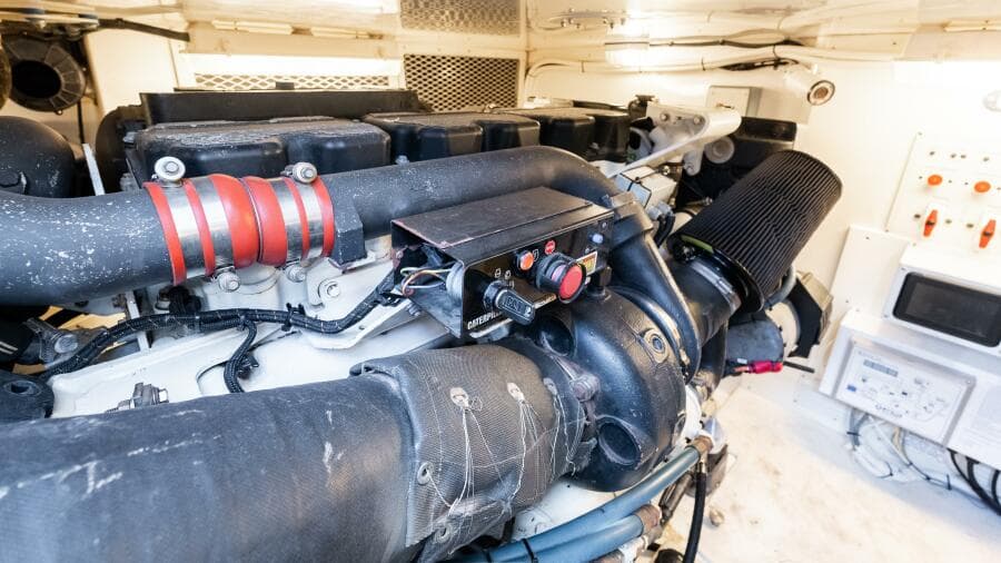 2012 Cabo 44 HTX