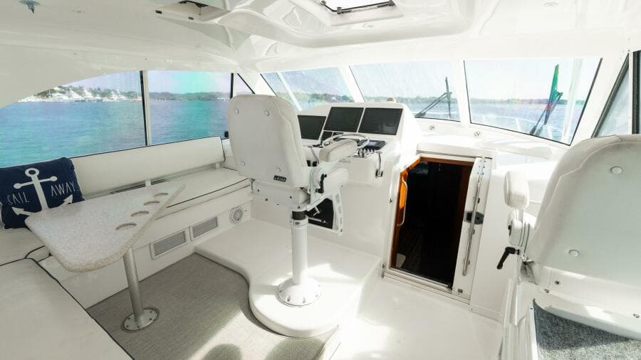 2012 Cabo 44 HTX