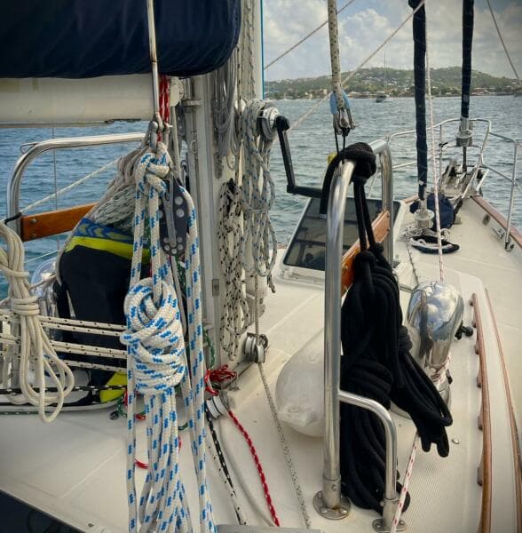 1995 Pacific Seacraft 37
