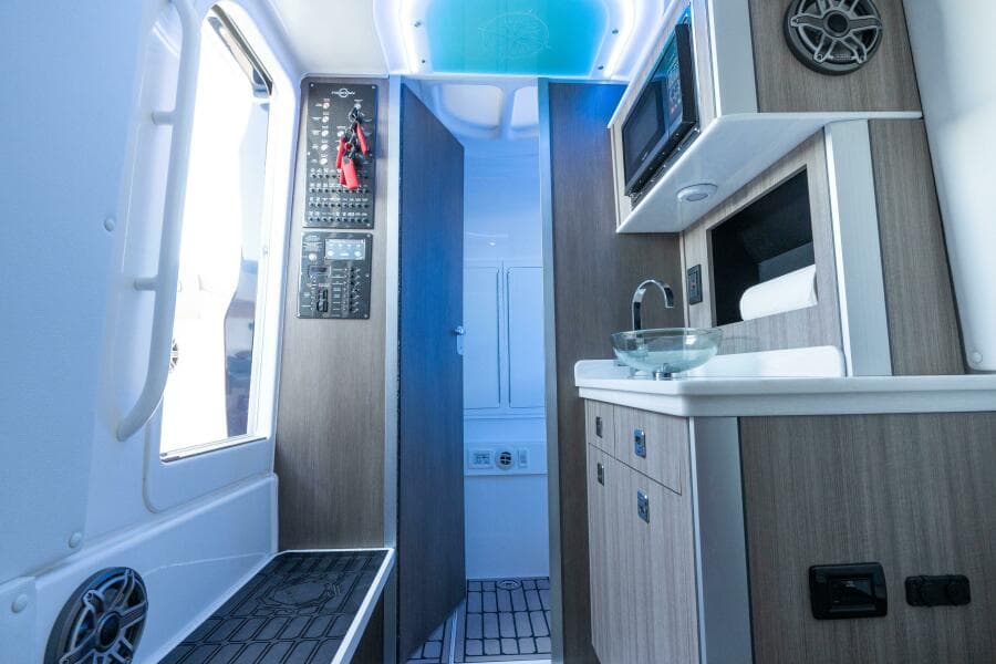 2022 Fountain 43 NX