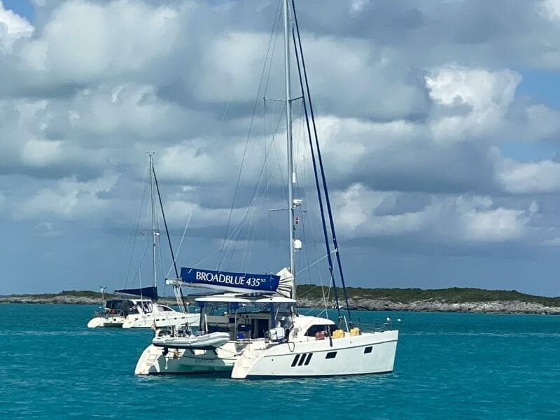2010 Broadblue 435