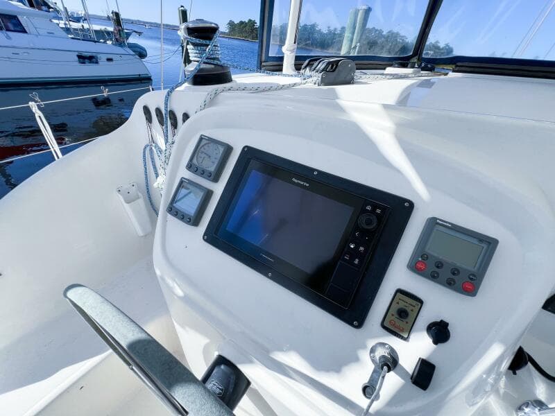 2010 Broadblue 435