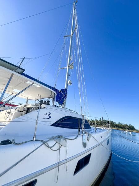 2010 Broadblue 435