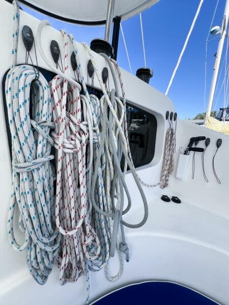 2010 Broadblue 435