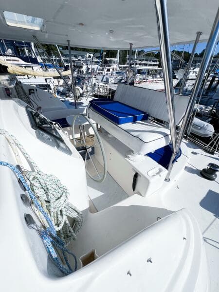 2010 Broadblue 435