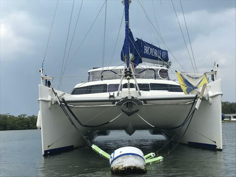 2010 Broadblue 435