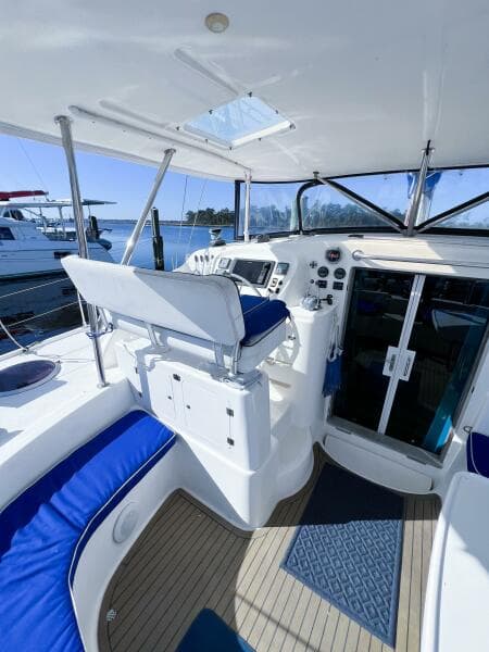 2010 Broadblue 435