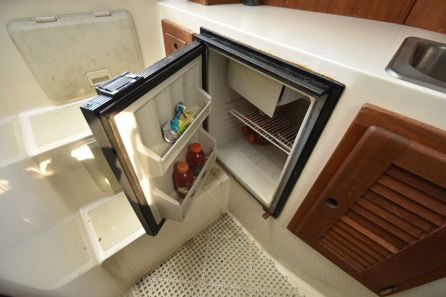 1999 Carolina Classic 28 Express