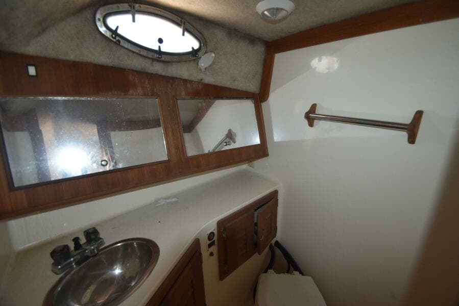 1999 Carolina Classic 28 Express