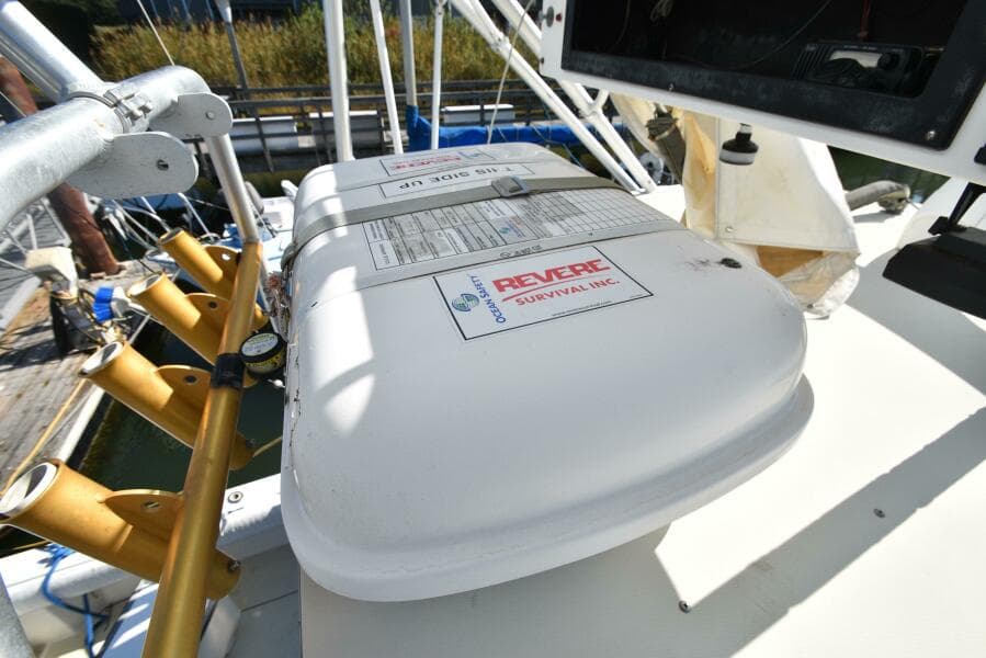 1999 Carolina Classic 28 Express
