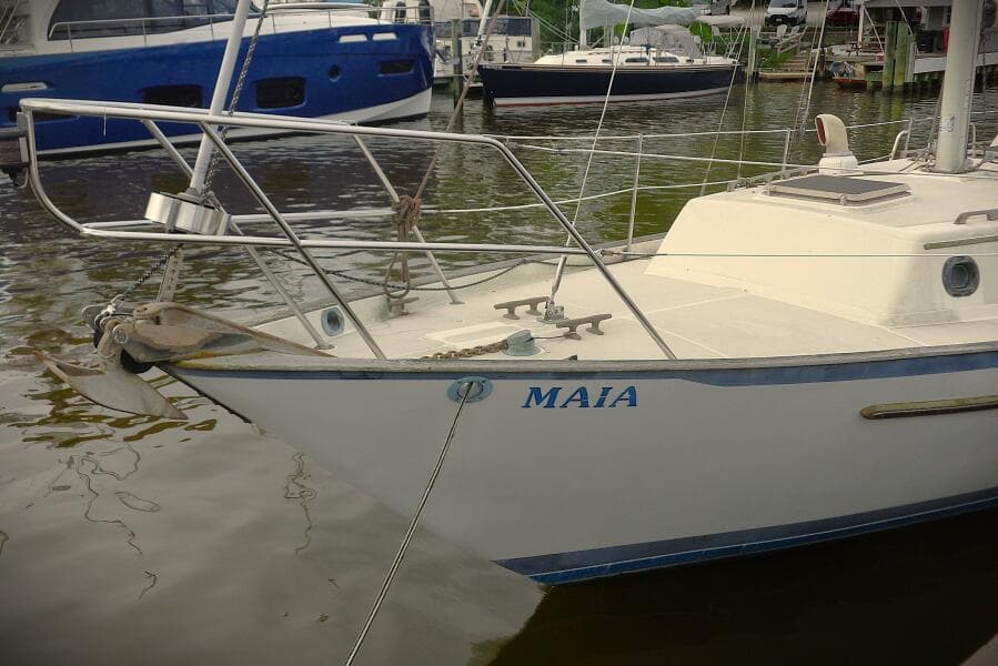 1983 Pacific Seacraft 37
