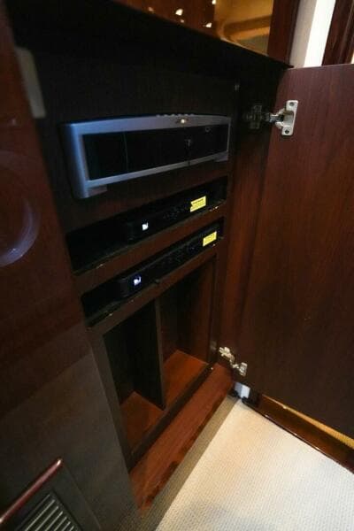 2013 Sea Ray 610 Sundancer