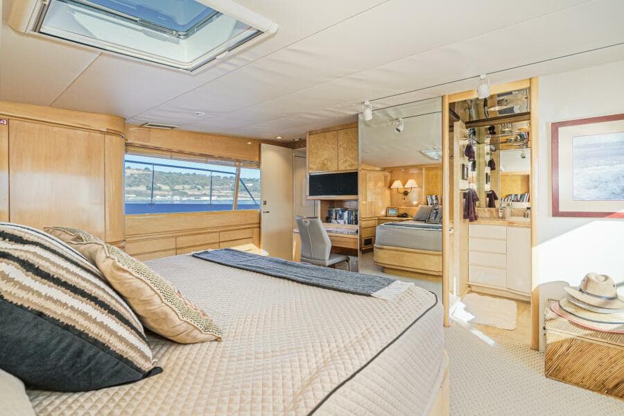 1992 Barattucci Yacht Fisher