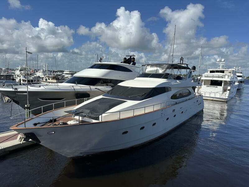 1999 Azimut 