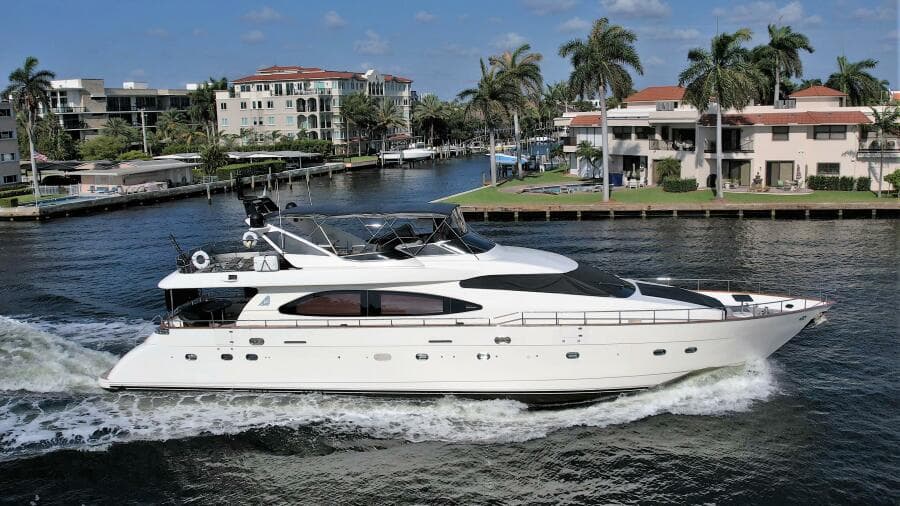 1999 Azimut 