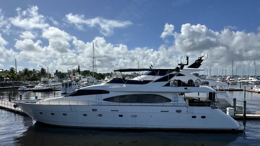 1999 Azimut 