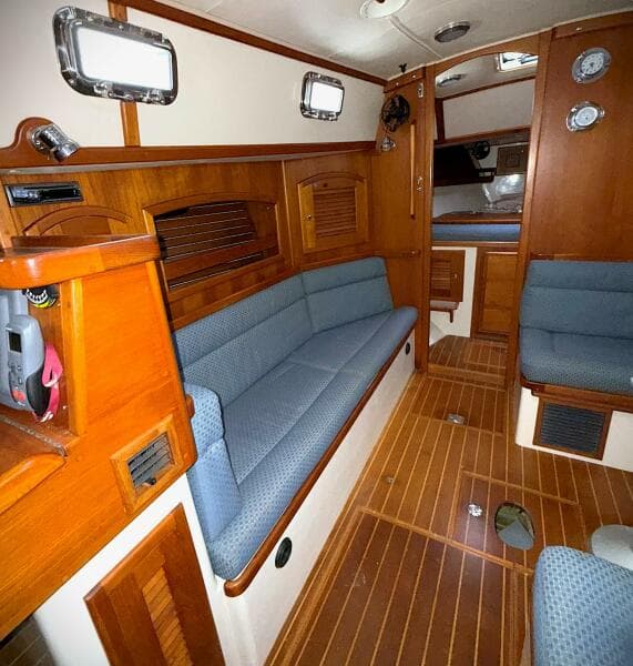 2005 Pacific Seacraft 