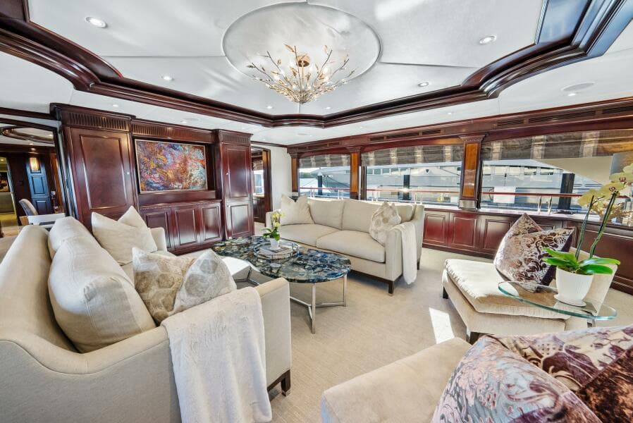 2005 Trinity Yachts Tri-Deck