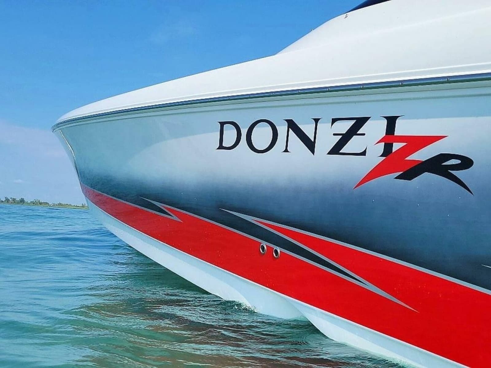 2008 Donzi 35 ZR