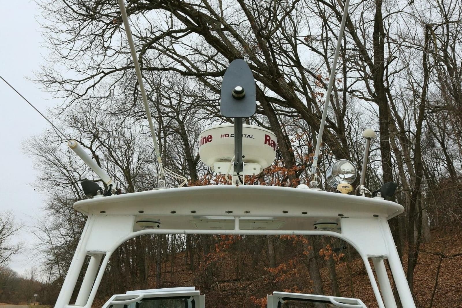2002 SeaArk 25 V Commander SAMA 1365