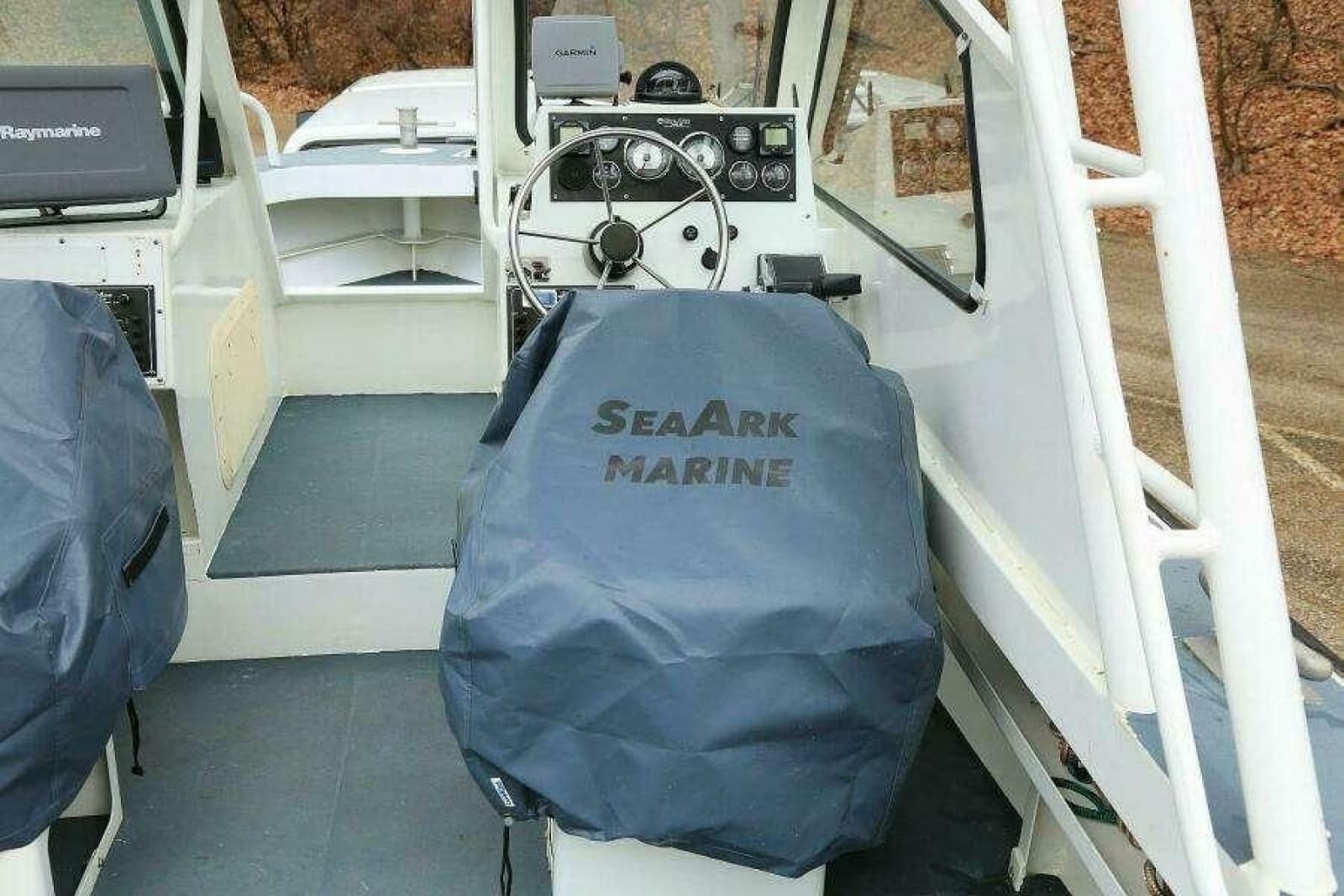 2002 SeaArk DXS 1652 SLD