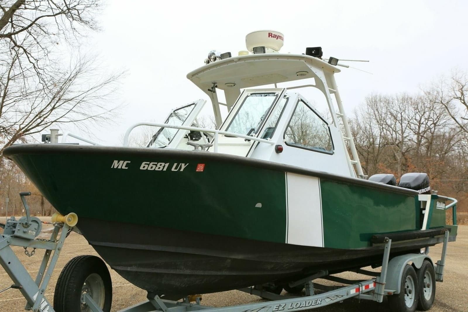 2002 SeaArk 25 V Commander SAMA 1365