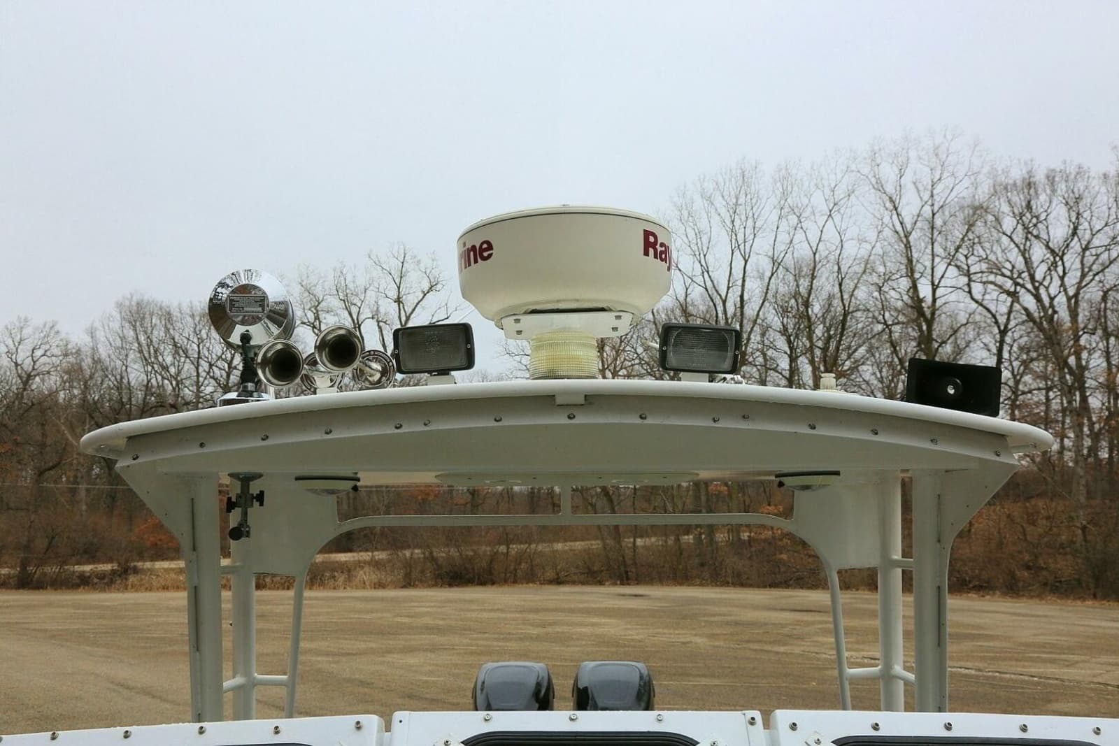 2002 SeaArk 25 V Commander SAMA 1365
