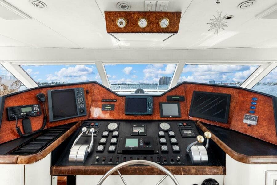 Broward 110 Envision - Helm Electronics