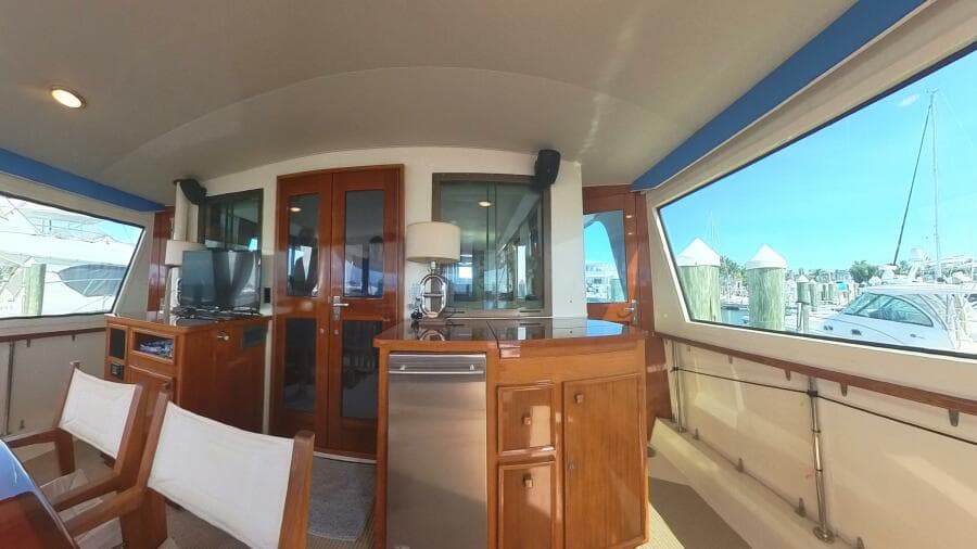 1982 Hatteras LRC