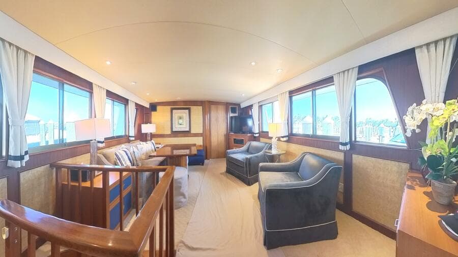 1982 Hatteras LRC