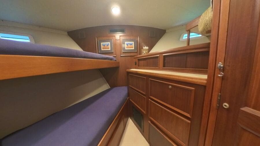1982 Hatteras LRC